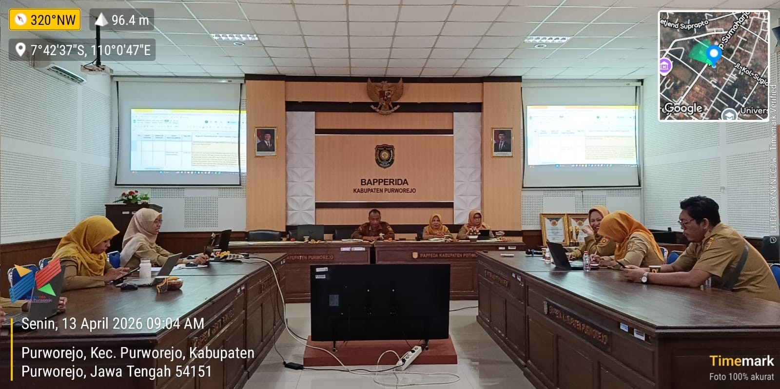 Desk_Hari_1.jpg