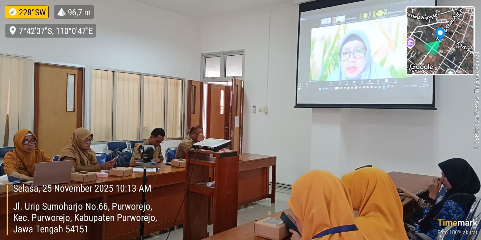 Rapat.jpg