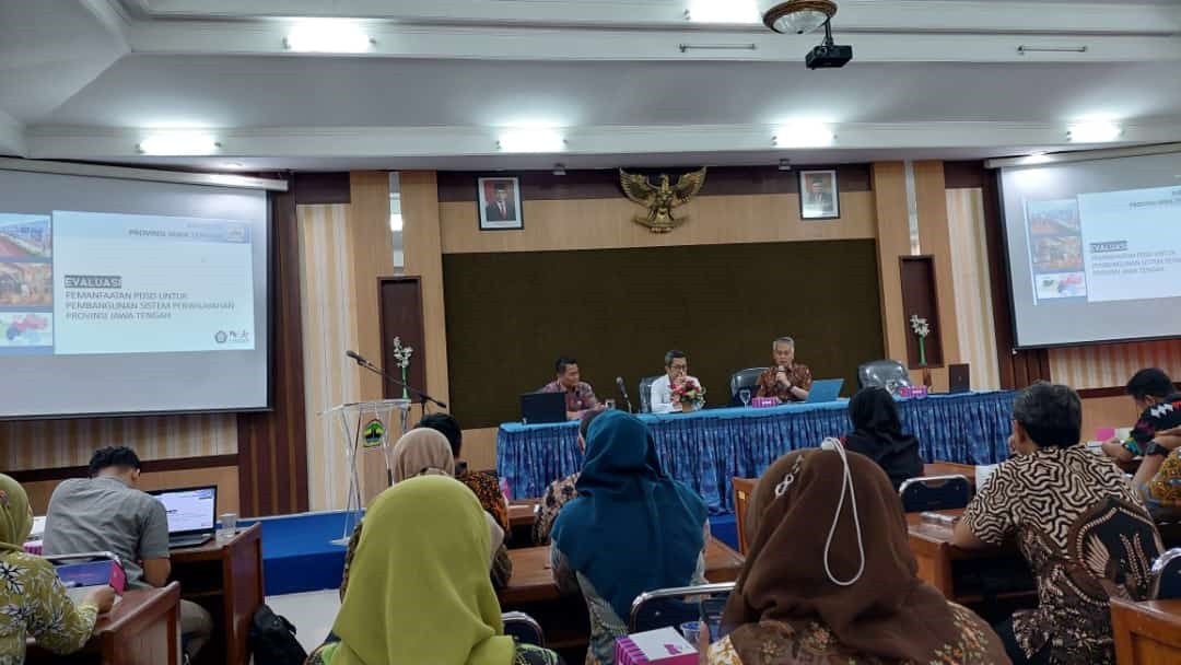 Rapat Evaluasi Pemetaan daya Saing Daerah