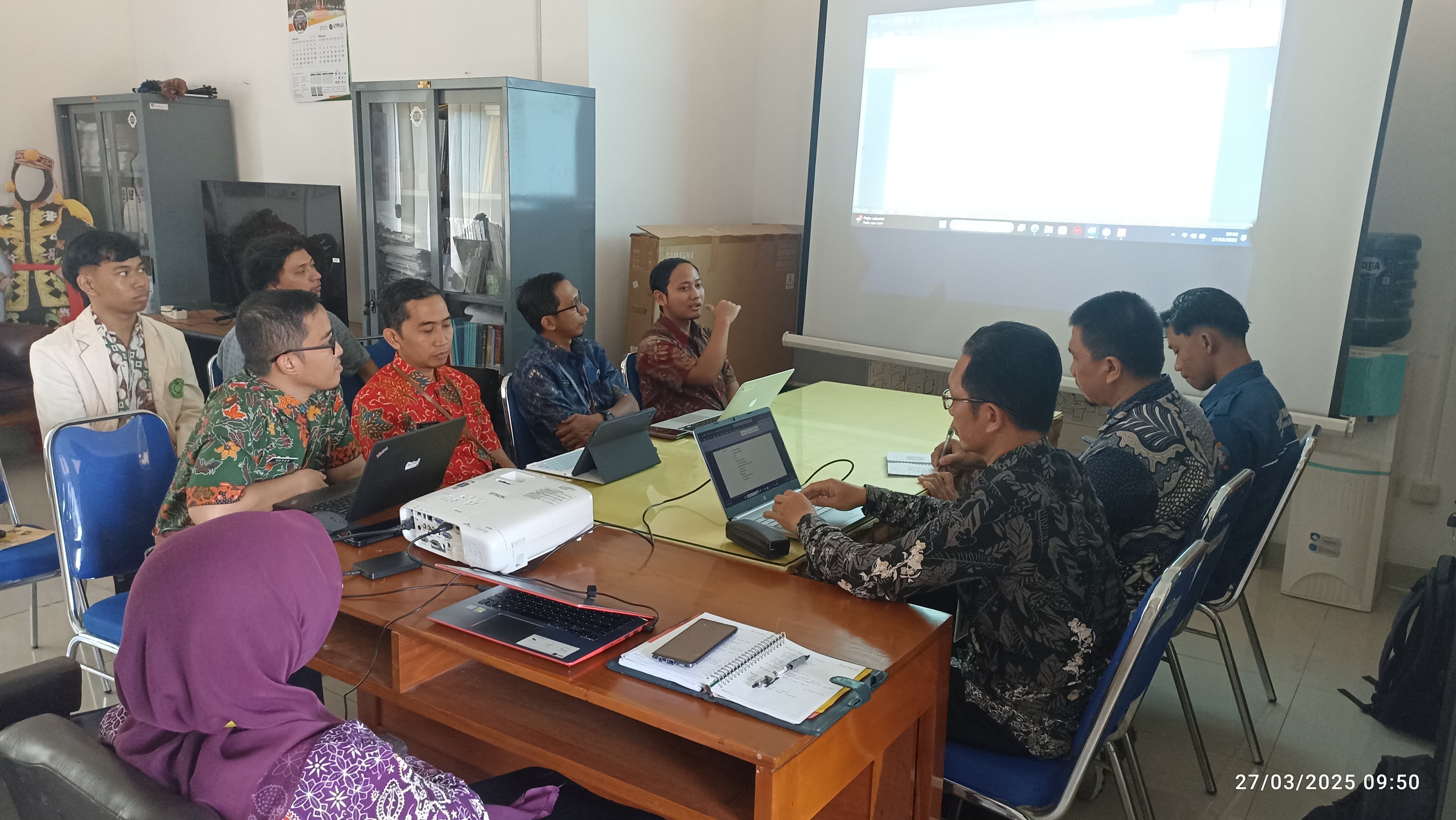 BAPPERIDA Gelar Rapat Pengembangan Sistem Informasi SURPRISE Tahun 2025
