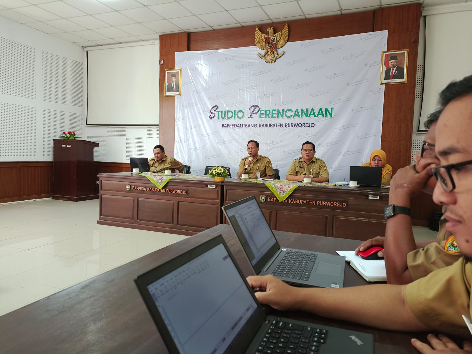 Staff Meeting rutin tanggal 6 Maret 2023
